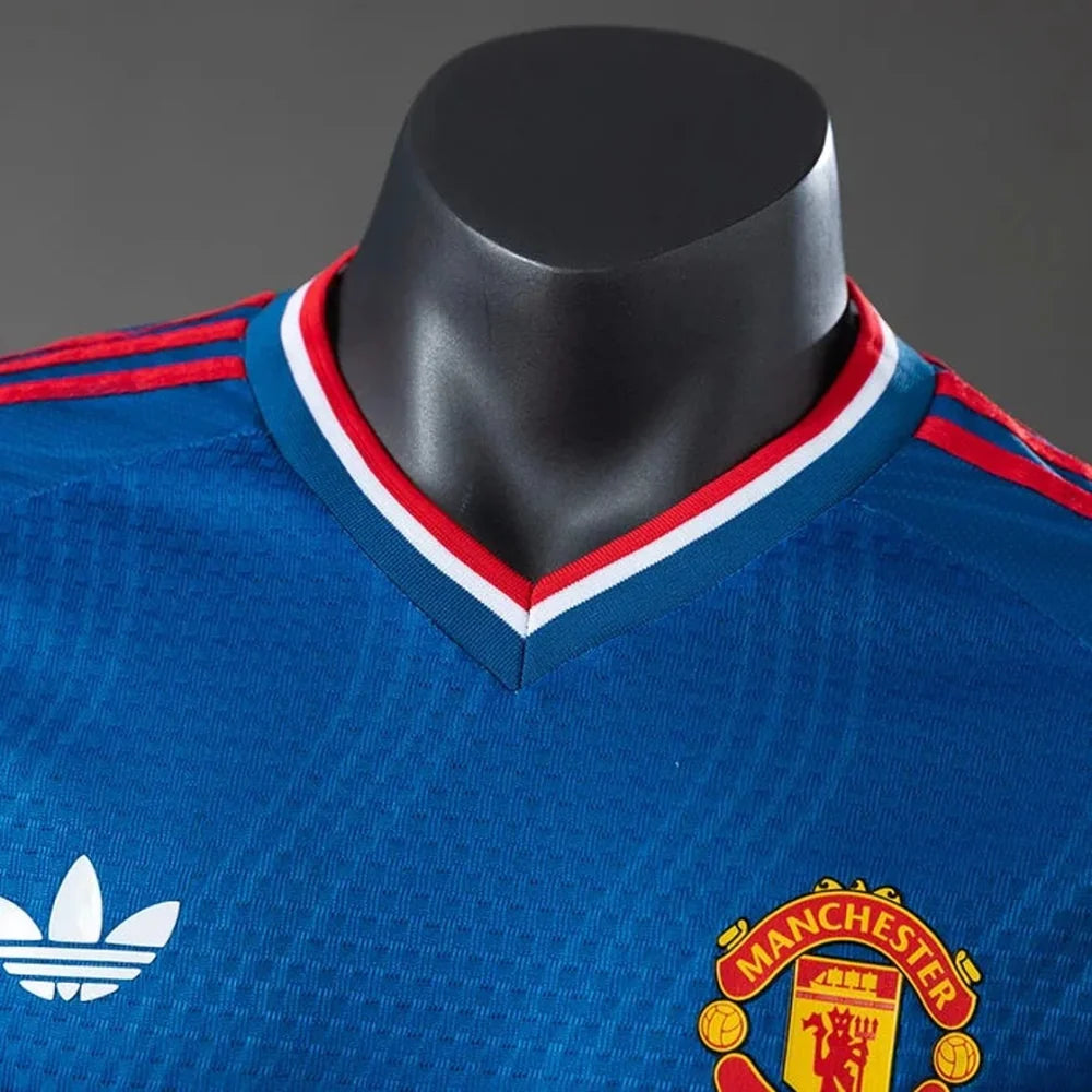 MANCHESTER UNITED AWAY 2026-27